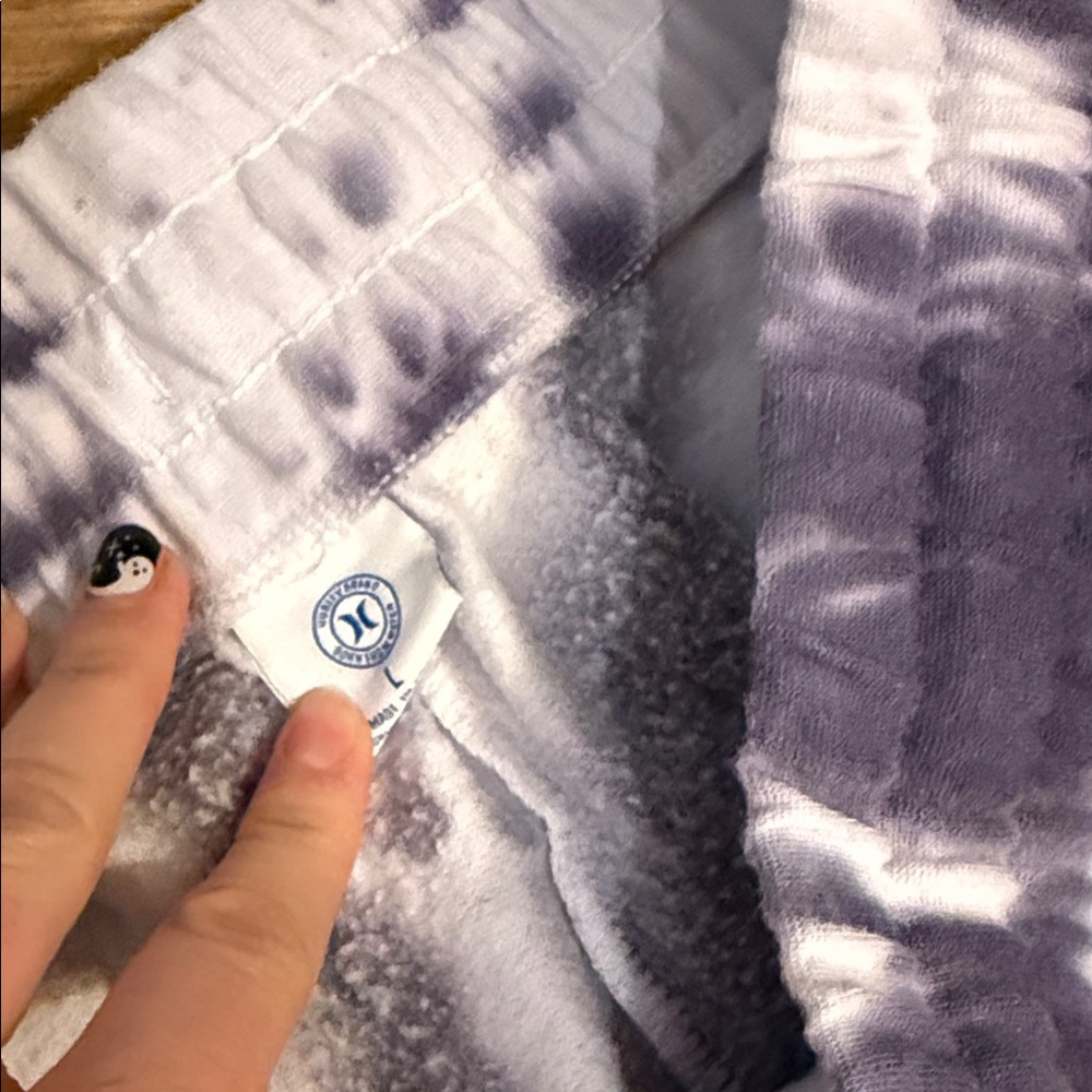 Hurley women’s Tie-Dye Jogger Pants - L - Picture 4 of 5